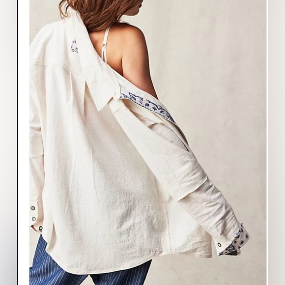 We The Free Free People Two To One Shirt in Ivory Combo Size Large NWOT - Picture 2 of 12